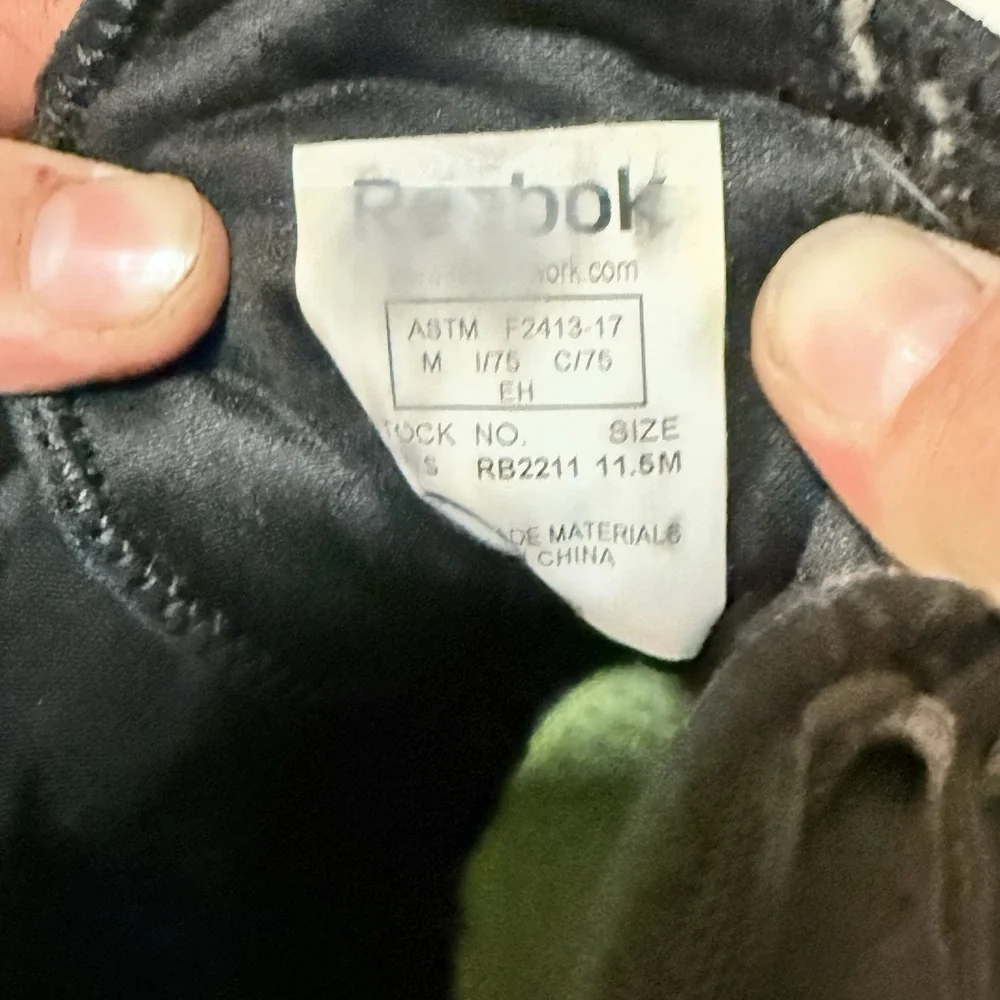 Reebok RB2211 Astroride‎ Work Black Steel Toe Safety Sneaker Shoes Men US 11.5